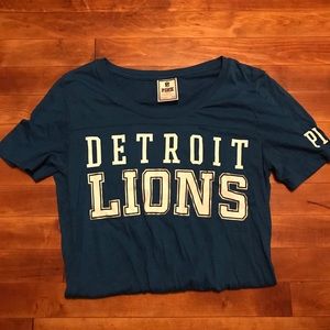 Pink Detroit Lions tee